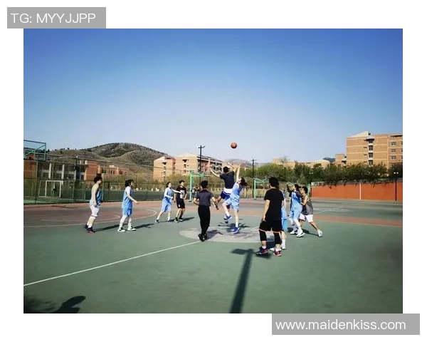 山西篮球队队员的成长之路与团队精神的完美结合探讨